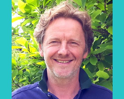 Bienvenue au cabinet de la mue, au plaisir de vous rencontrer, Rodolphe